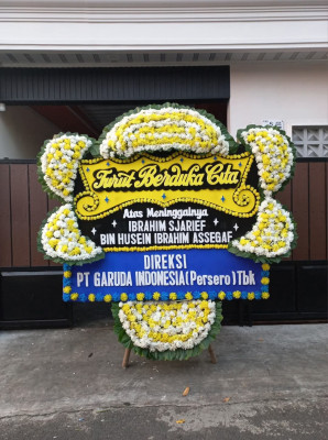 Papan Bunga Duka di Pakuniran
